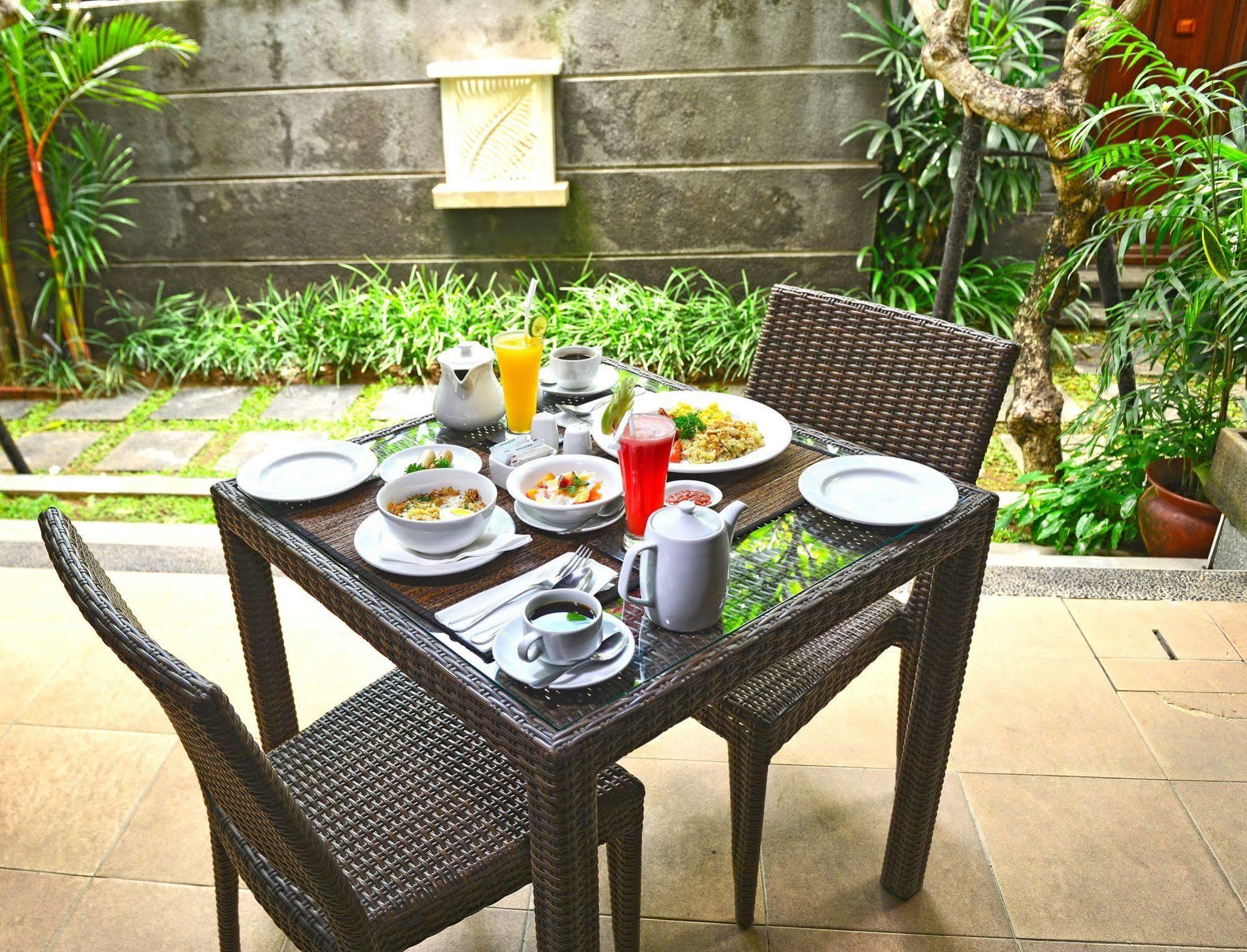 Nyuh Bali Villas Seminyak Exteriör bild