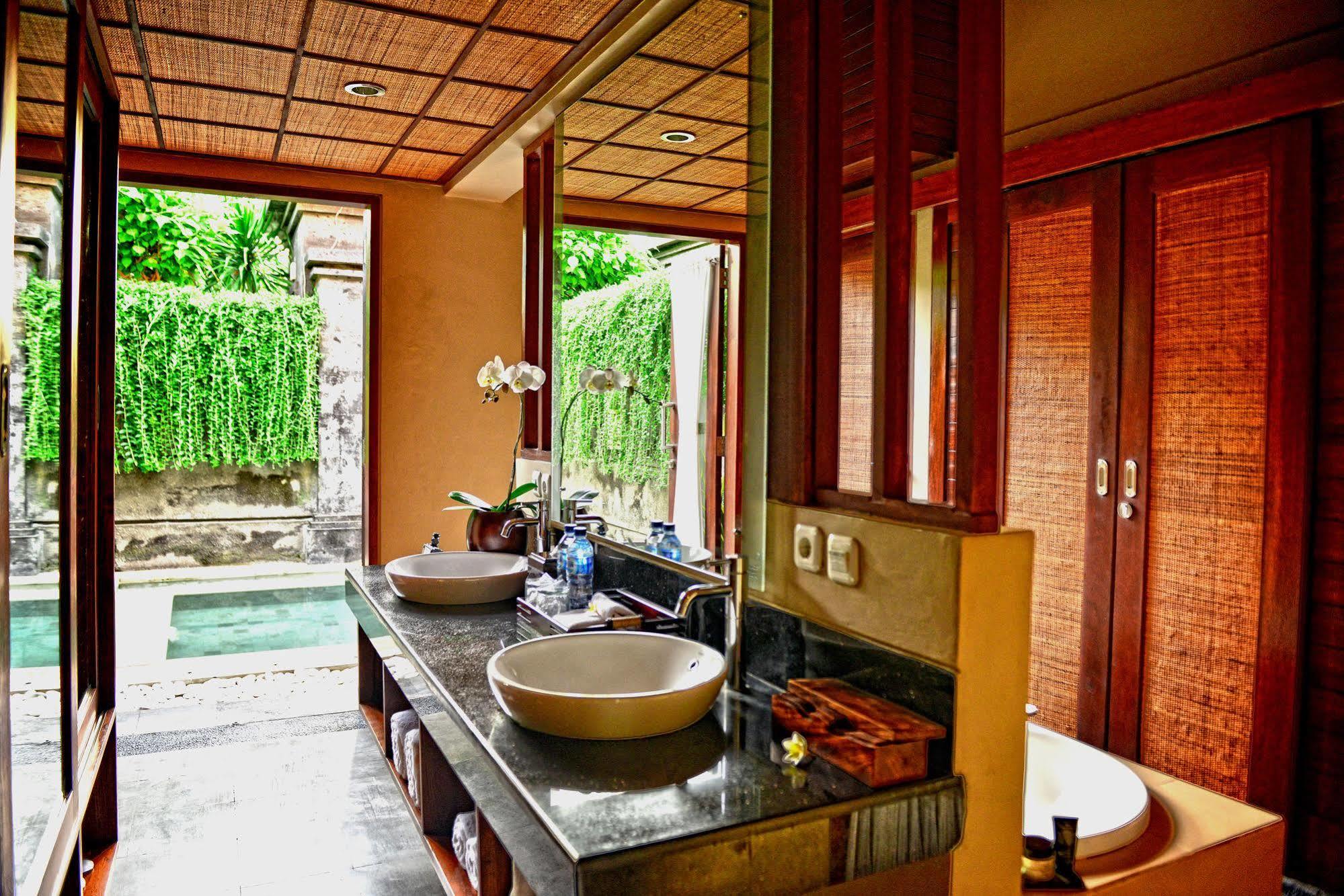 Nyuh Bali Villas Seminyak Exteriör bild