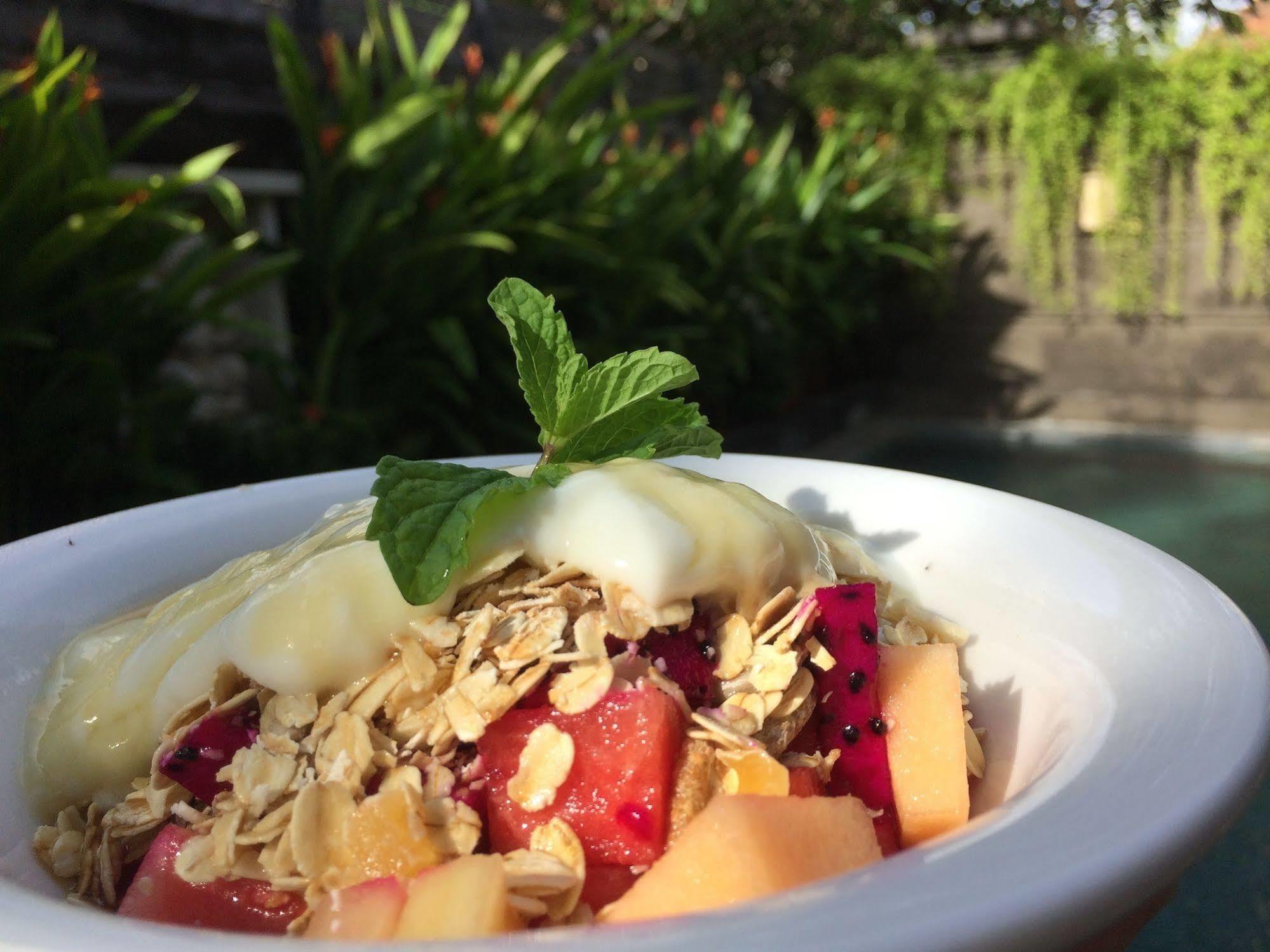Nyuh Bali Villas Seminyak Exteriör bild